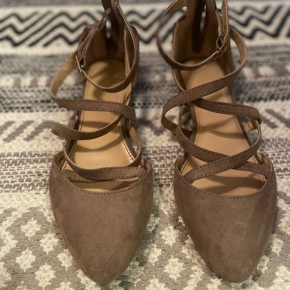 **DONATED** Lauren Conrad Pointed Toe Flats